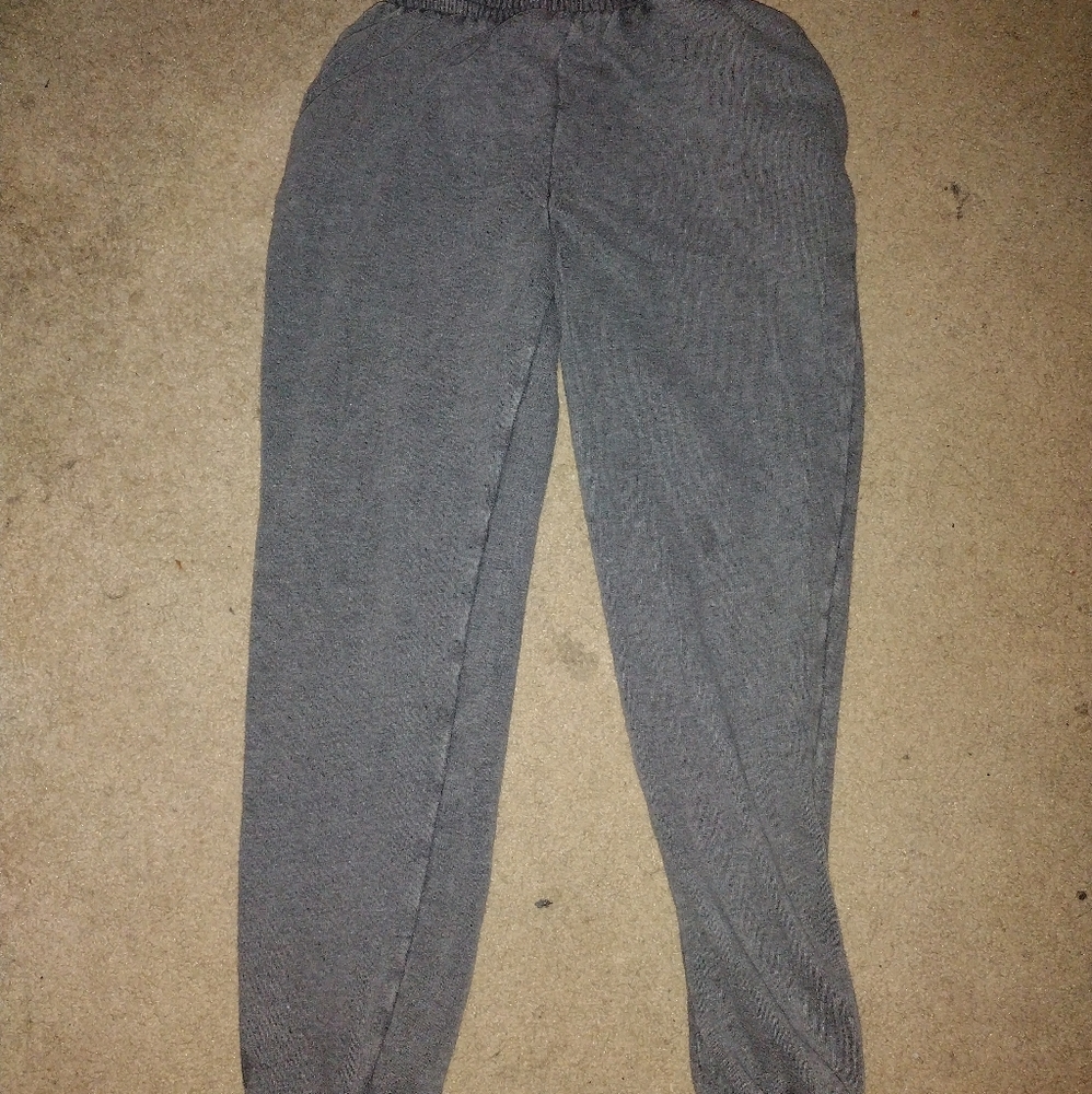 Women's grey sweatpants joggers